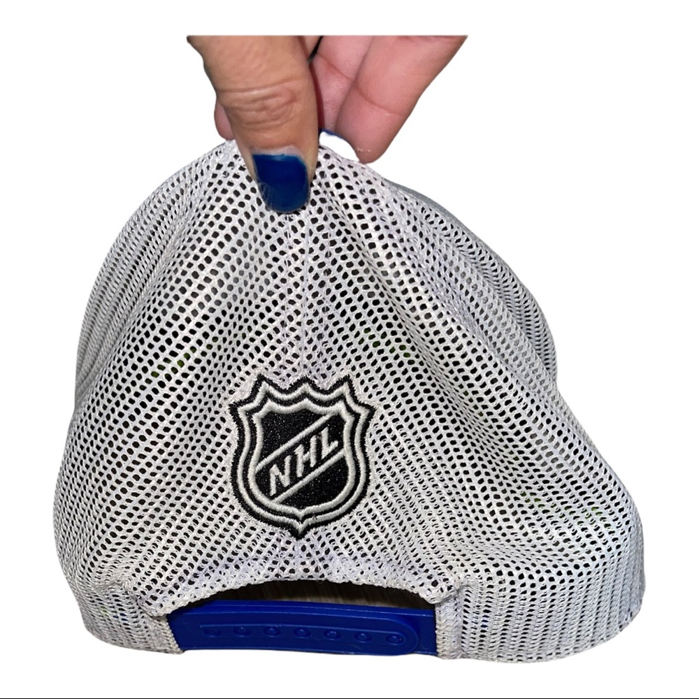 NWOT Reebok Center Ice Toronto Maple Leafs Mesh SnapBack Baseball Hat - Picture 3 of 5